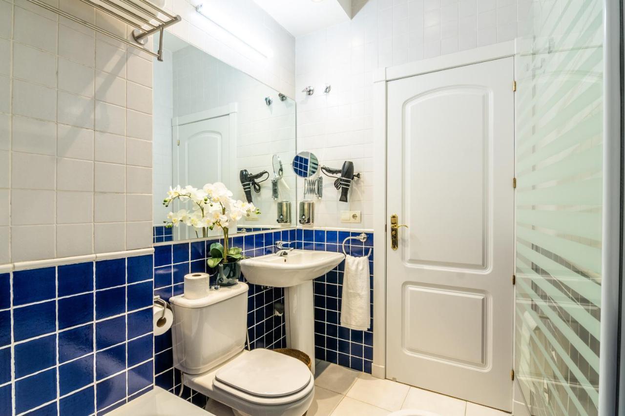 גרנדה Tuguest Isabel La Catolica Apartment מראה חיצוני תמונה